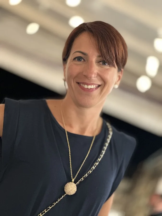 Manuela, founder and host of La Vita Curata